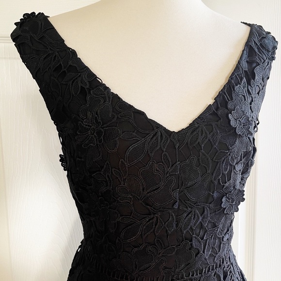 French Connection Bardot lace dress - Picture 5 of 6